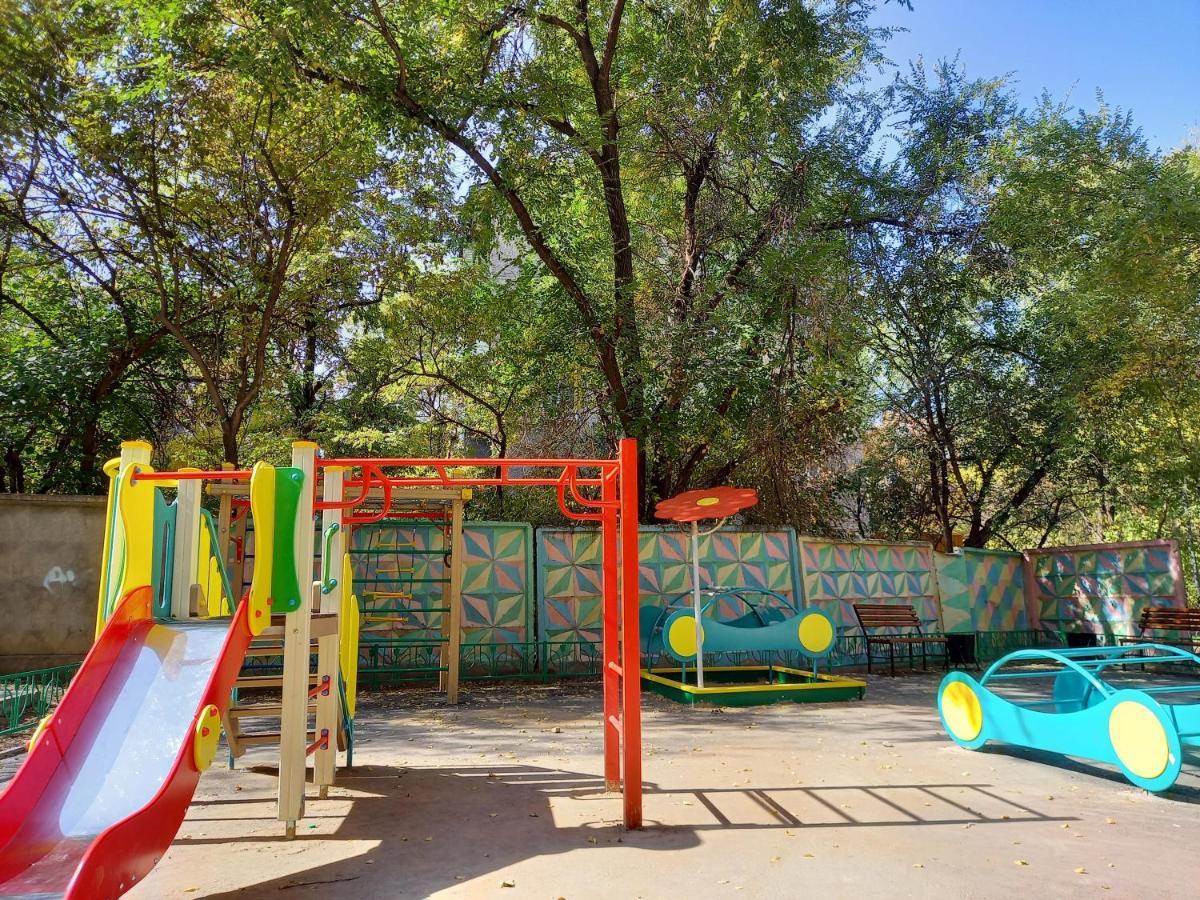 "Картина Горных Вершин" Квартира- "Mountain View" Apartment Almaty Eksteriør bilde